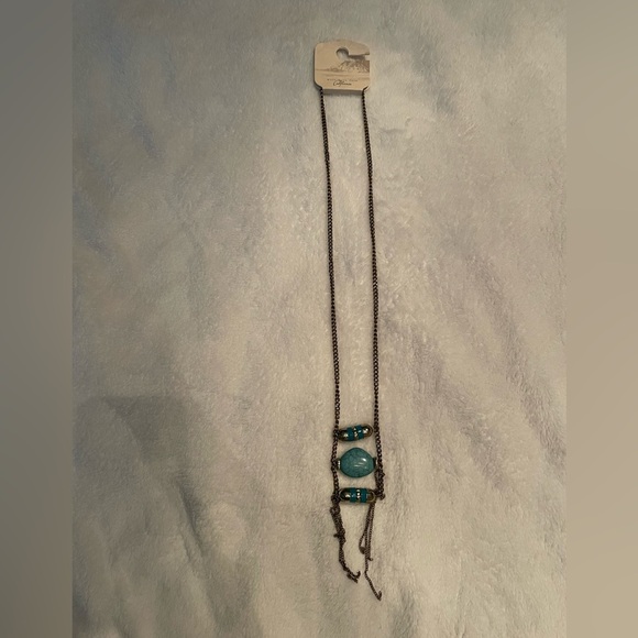 Gold and turquoise NWT necklace - Picture 5 of 9